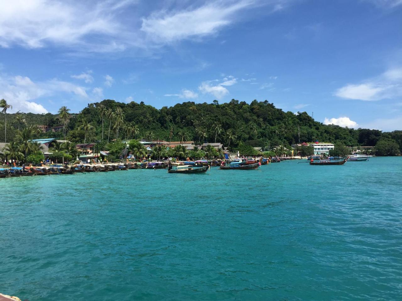 Phi Phi Sea And Hill Resort Екстер'єр фото